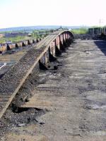 View facing Rutherglen. Central support in still in place<br><br>[Colin Harkins 02/05/2009]