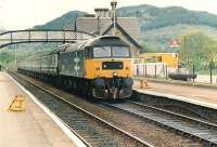 Low HR platforms still exist at Dunkeld, see the small portable steps.<br><br>[Brian Forbes //1987]