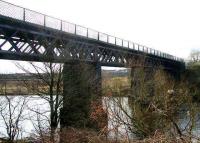 The GCR Westburn Viaduct looking south across the Clyde from Carmyle in April 2007.<br><br>[John Furnevel 08/04/2007]