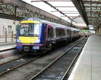Perth Platform 6 with stabled 170496.<br><br>[Brian Forbes 14/07/2007]