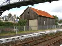 The old goods shed alongside the down platform at Brora, still standing on 29 August 2007 [see image 27937].<br><br>[John Furnevel 29/08/2007]