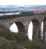 Class 46 no 139 leaves Berwick on 12 September 1970 and runs onto the Royal Border Bridge with train 1E03, the 08.08 Edinburgh - Newcastlesemi-fast, conveying mail, parcels and passengers. Besides calling at Drem and Dunbar this train also stopped at the Northumberland stations (excepting Pegswood) between Berwick and Morpeth, from where it had a fast run into Newcastle.<br>
<br><br>[Bill Jamieson 12/09/1970]