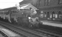 80135 with a train at Oswestry in April 1963.<br><br>[K A Gray 02/04/1963]