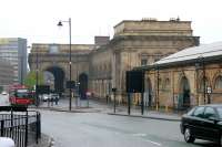 Newcastle Central looking down Neville Street in 2006. The arched entrances on the right gave access to goods, parcels and other facilities on the west side of the station.<br><br>[John Furnevel 07/05/2006]